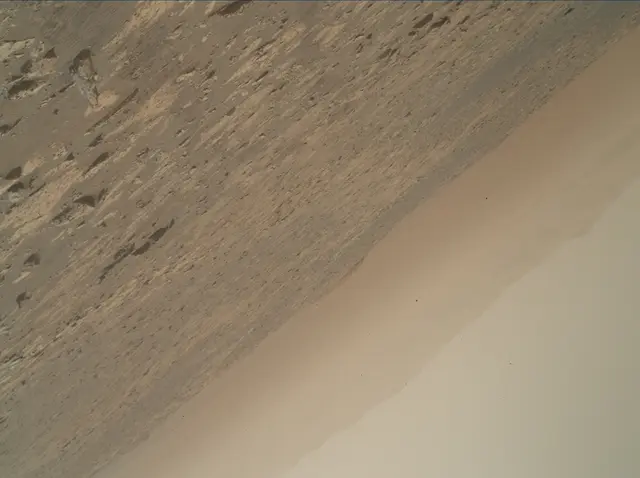 Sol 3070: Mars Hand Lens Imager (MAHLI)