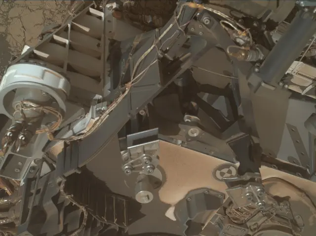 Sol 3070: Mars Hand Lens Imager (MAHLI)