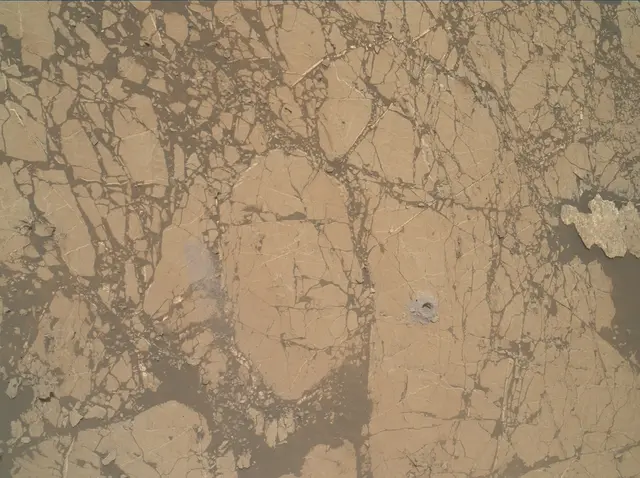 Sol 3070: Mars Hand Lens Imager (MAHLI)