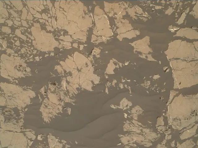 Sol 3070: Mars Hand Lens Imager (MAHLI)