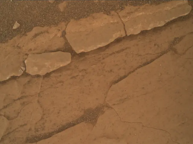 Sol 3071: Mars Hand Lens Imager (MAHLI)