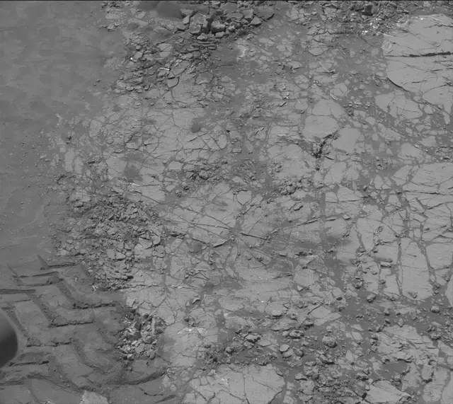 Sol 3072: Mast Camera (Mastcam)