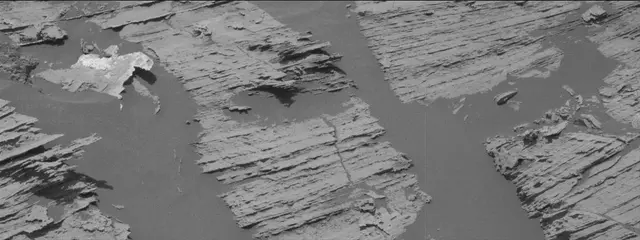 Sol 3074: Mast Camera (Mastcam)