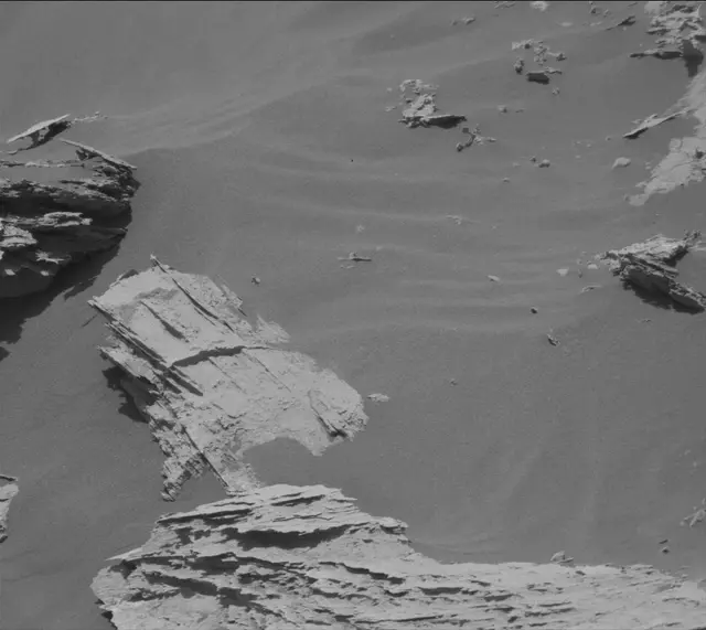 Sol 3074: Mast Camera (Mastcam)
