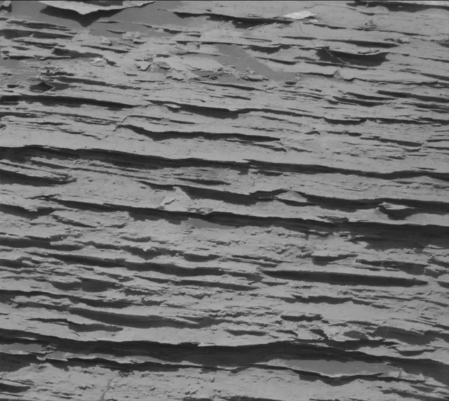 Sol 3074: Mast Camera (Mastcam)