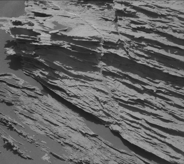 Sol 3074: Mast Camera (Mastcam)