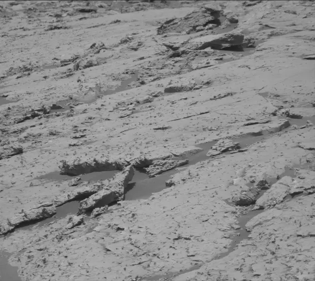 Sol 3076: Mast Camera (Mastcam)