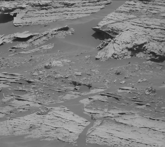 Sol 3076: Mast Camera (Mastcam)