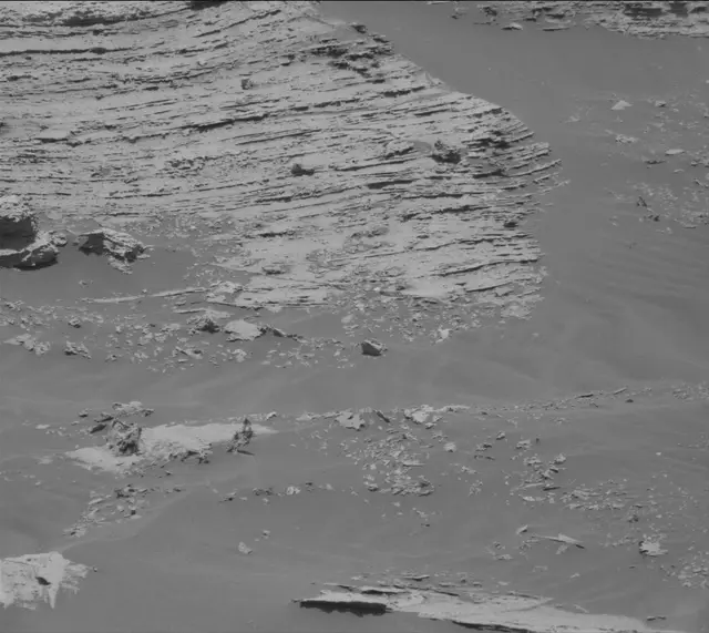 Sol 3076: Mast Camera (Mastcam)