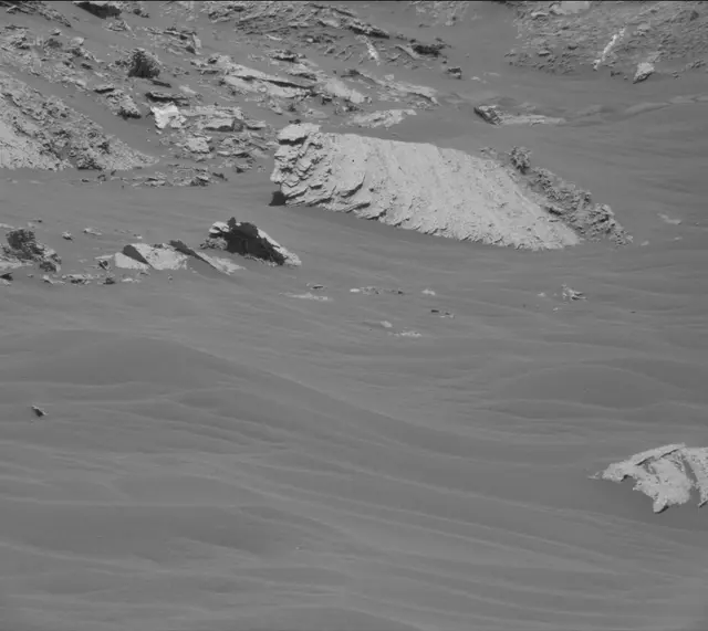 Sol 3076: Mast Camera (Mastcam)