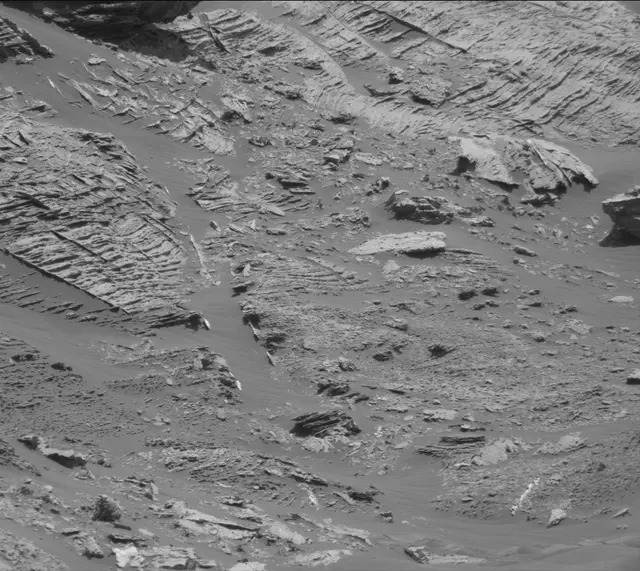 Sol 3076: Mast Camera (Mastcam)