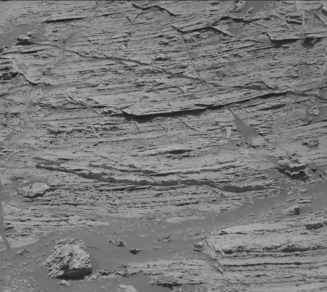 Sol 3076: Mast Camera (Mastcam)