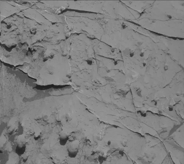 Sol 3076: Mast Camera (Mastcam)