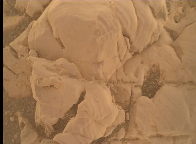 Sol 3076: Mars Hand Lens Imager (MAHLI)