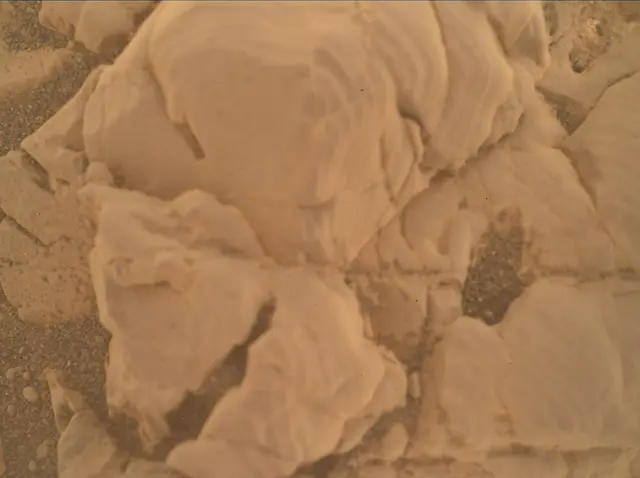 Sol 3076: Mars Hand Lens Imager (MAHLI)