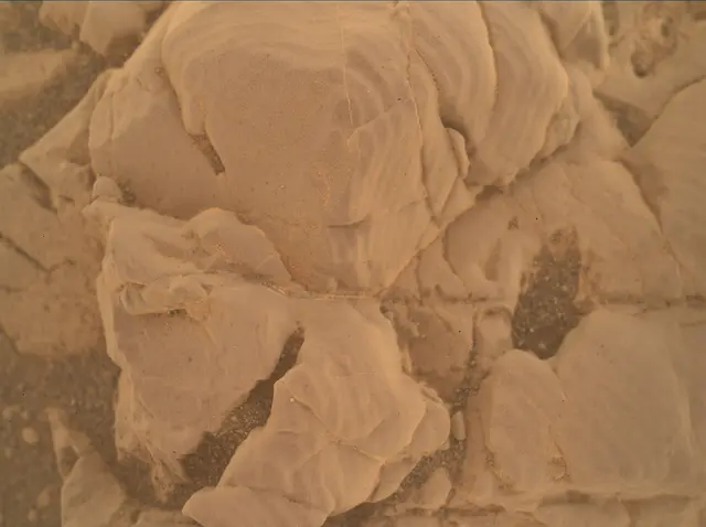 Sol 3076: Mars Hand Lens Imager (MAHLI)
