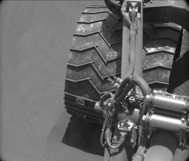 Sol 3079: Mast Camera (Mastcam)