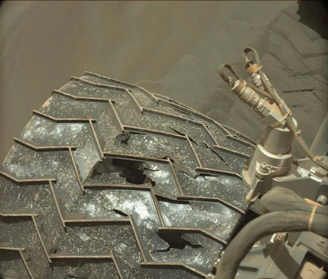 Sol 3079: Mast Camera (Mastcam)