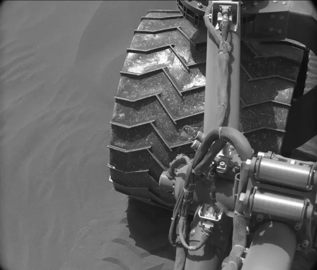 Sol 3079: Mast Camera (Mastcam)