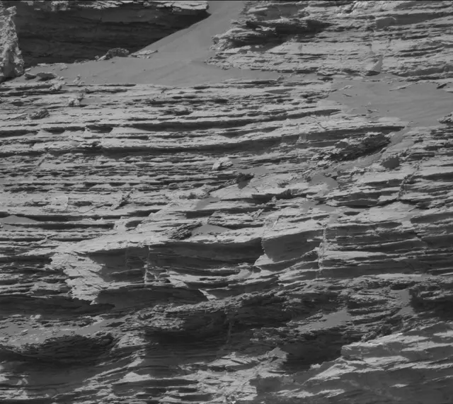 Sol 3079: Mast Camera (Mastcam)