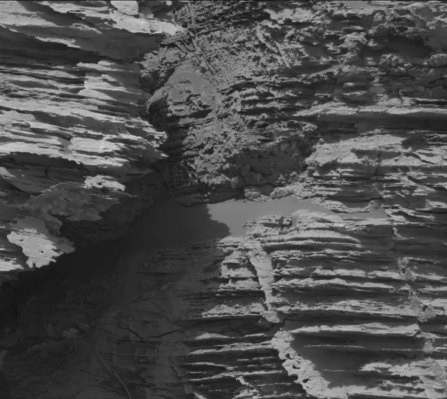 Sol 3079: Mast Camera (Mastcam)