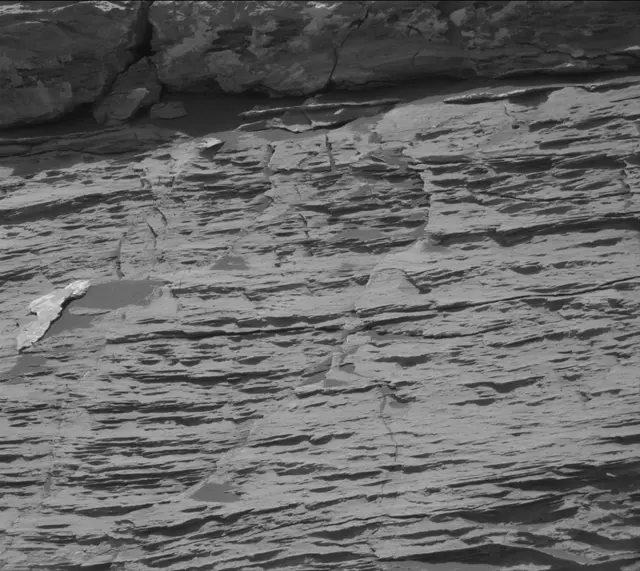Sol 3079: Mast Camera (Mastcam)