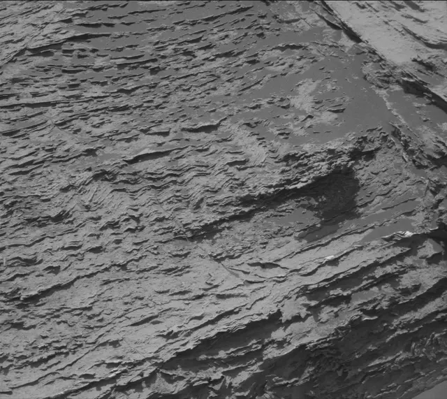 Sol 3079: Mast Camera (Mastcam)