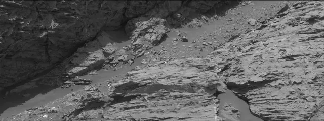 Sol 3081: Mast Camera (Mastcam)
