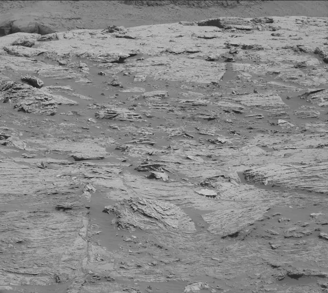 Sol 3081: Mast Camera (Mastcam)