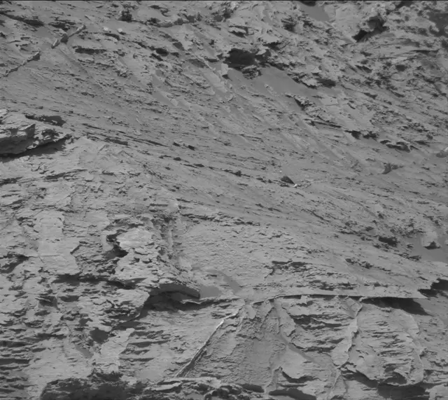 Sol 3081: Mast Camera (Mastcam)