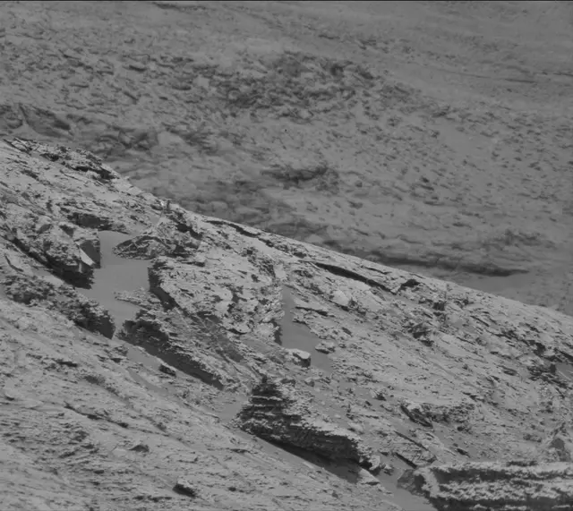 Sol 3081: Mast Camera (Mastcam)
