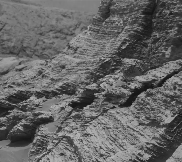 Sol 3081: Mast Camera (Mastcam)