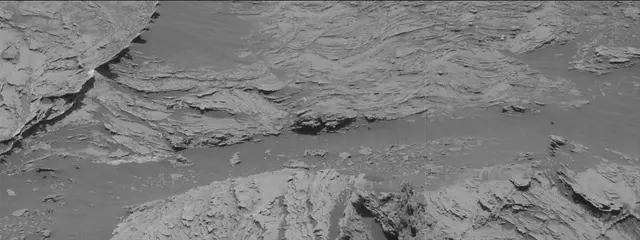 Sol 3083: Mast Camera (Mastcam)