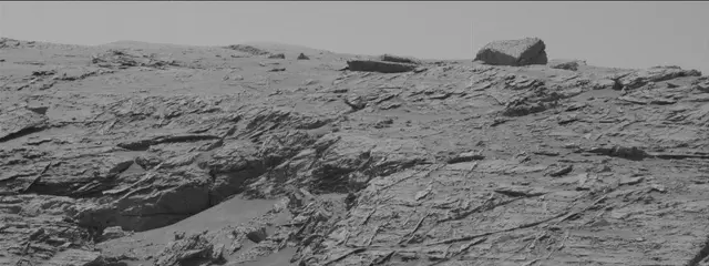 Sol 3083: Mast Camera (Mastcam)