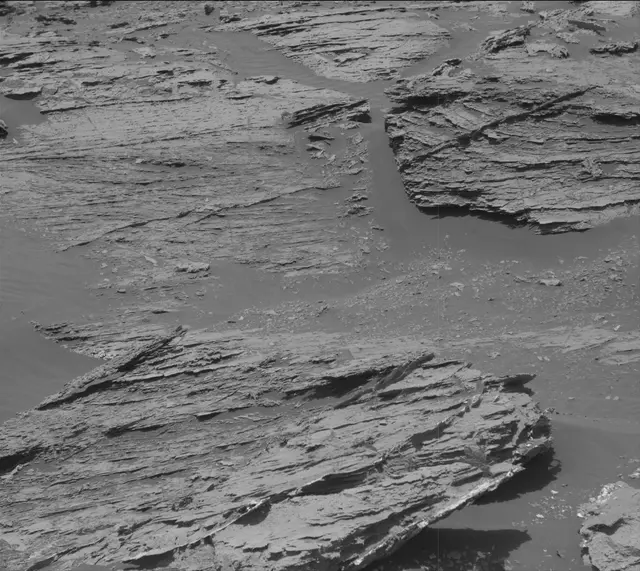 Sol 3083: Mast Camera (Mastcam)