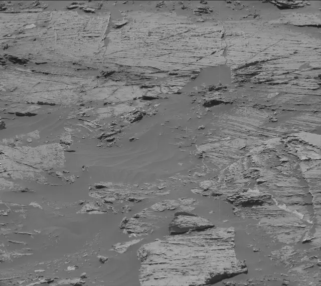 Sol 3083: Mast Camera (Mastcam)