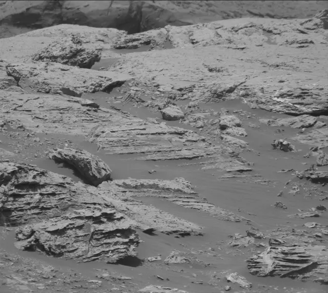 Sol 3083: Mast Camera (Mastcam)