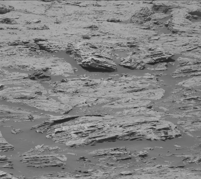 Sol 3083: Mast Camera (Mastcam)