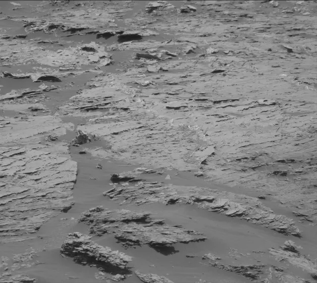 Sol 3083: Mast Camera (Mastcam)