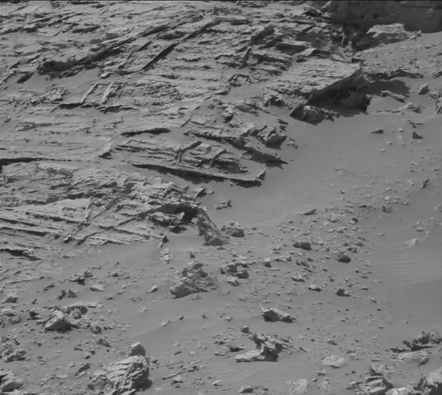 Sol 3083: Mast Camera (Mastcam)