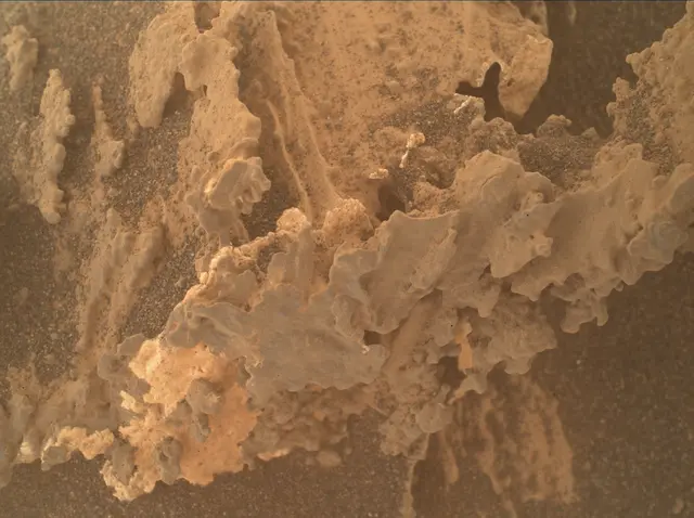 Sol 3083: Mars Hand Lens Imager (MAHLI)