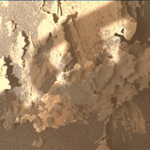Sol 3083: Mars Hand Lens Imager (MAHLI)