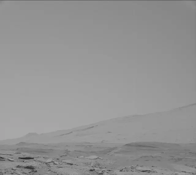 Sol 3085: Mast Camera (Mastcam)