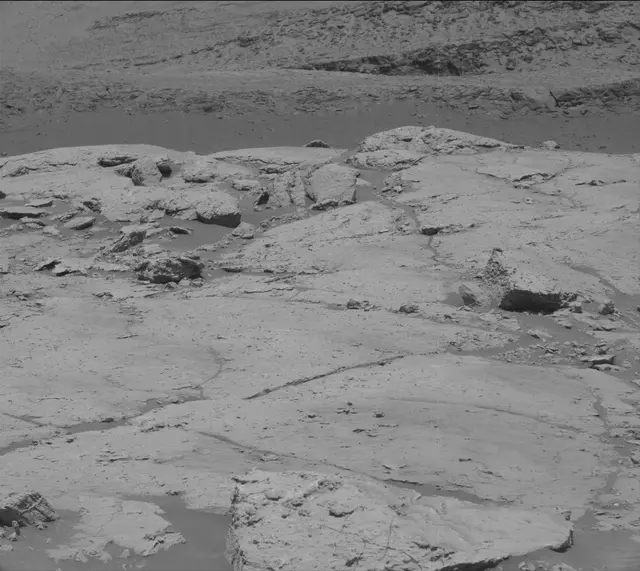 Sol 3085: Mast Camera (Mastcam)