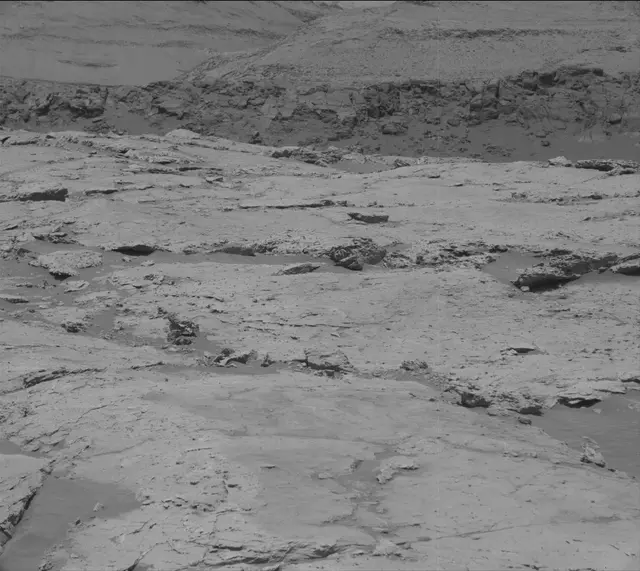 Sol 3085: Mast Camera (Mastcam)