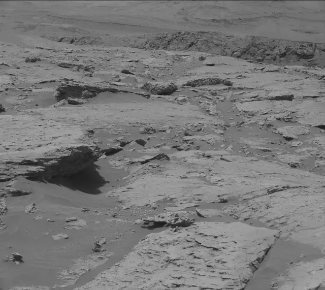 Sol 3085: Mast Camera (Mastcam)