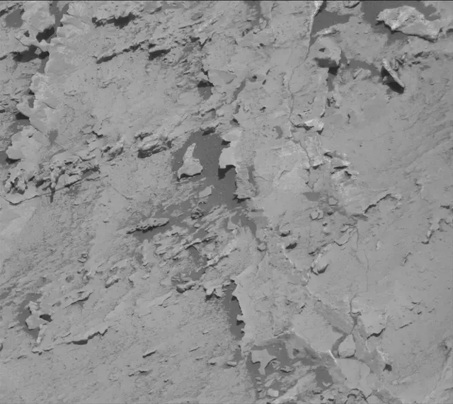 Sol 3085: Mast Camera (Mastcam)
