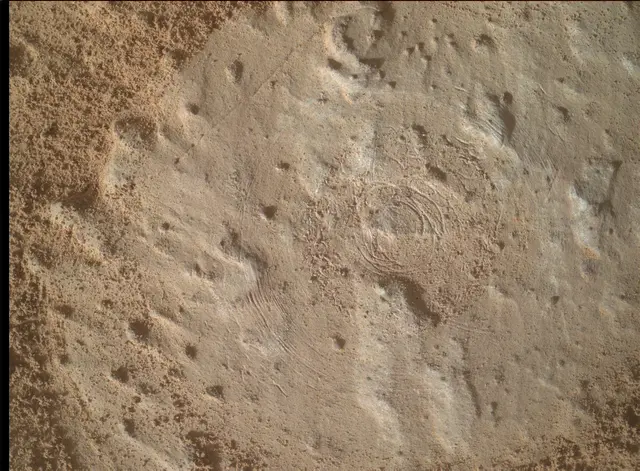 Sol 3085: Mars Hand Lens Imager (MAHLI)