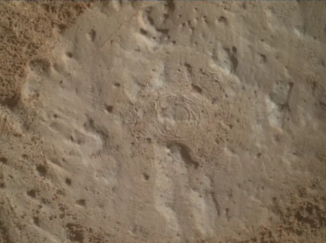 Sol 3085: Mars Hand Lens Imager (MAHLI)