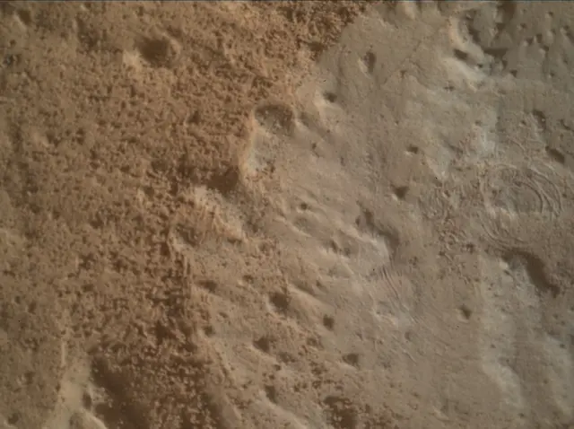 Sol 3085: Mars Hand Lens Imager (MAHLI)